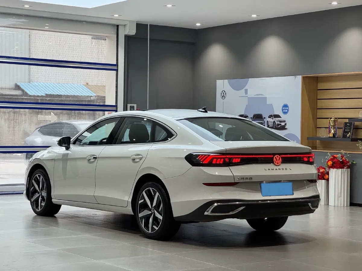 2024 Volkswagen Lamando 1.4T 150HP L4 7DCT,autocango,china used car exporter,china ev exporter,chinese used car exporter,chinese used ev exporter