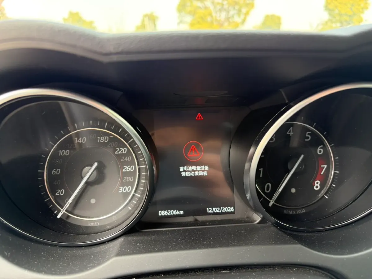 2019 Jaguar F-TYPE 2.0T 300HP L4 8AT,autocango,china used car exporter,china ev exporter,chinese used car exporter,chinese used ev exporter