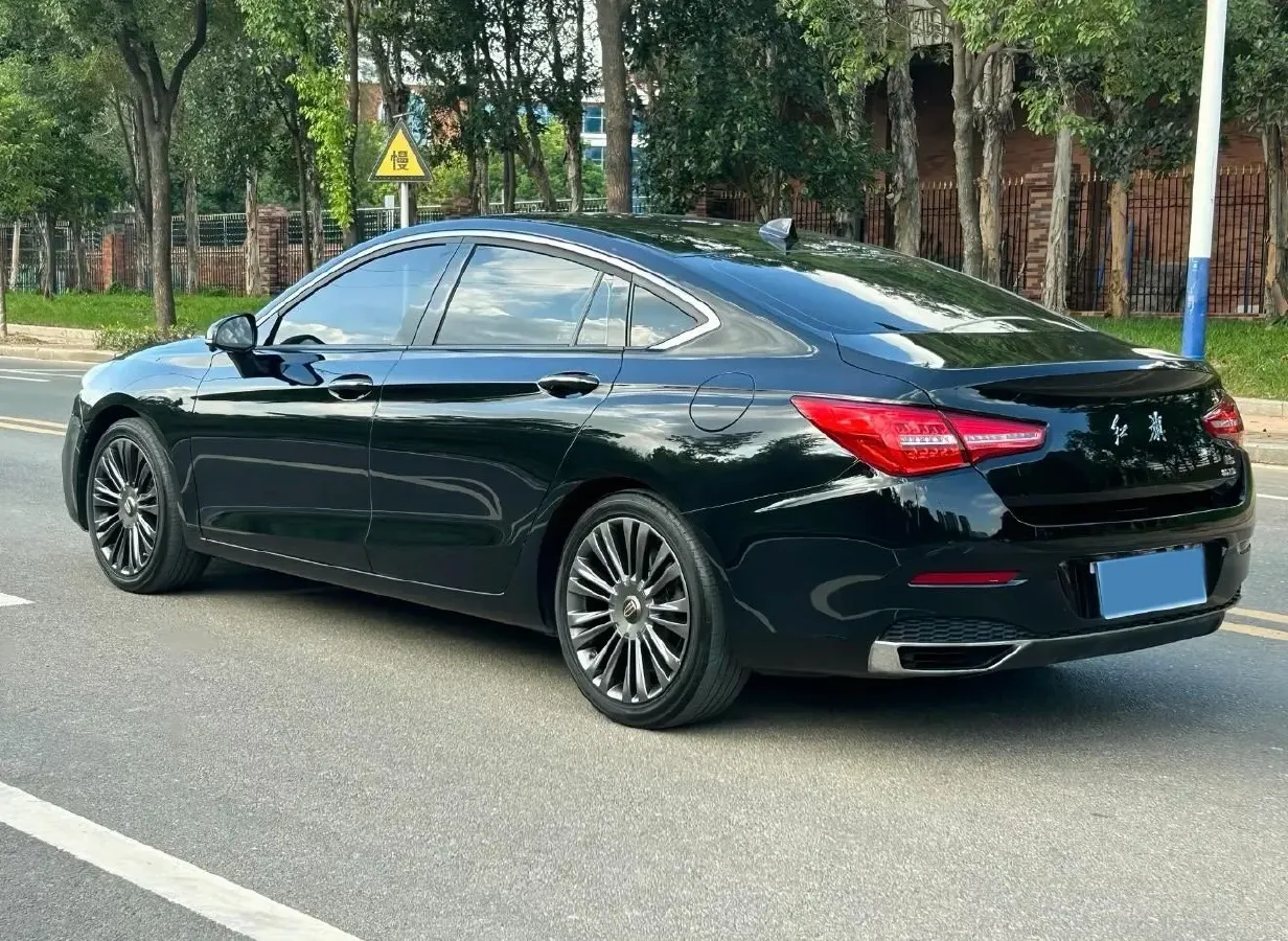 2020 HongQi H5 1.5T 169HP L4 7DCT,autocango,china used car exporter,china ev exporter,chinese used car exporter,chinese used ev exporter