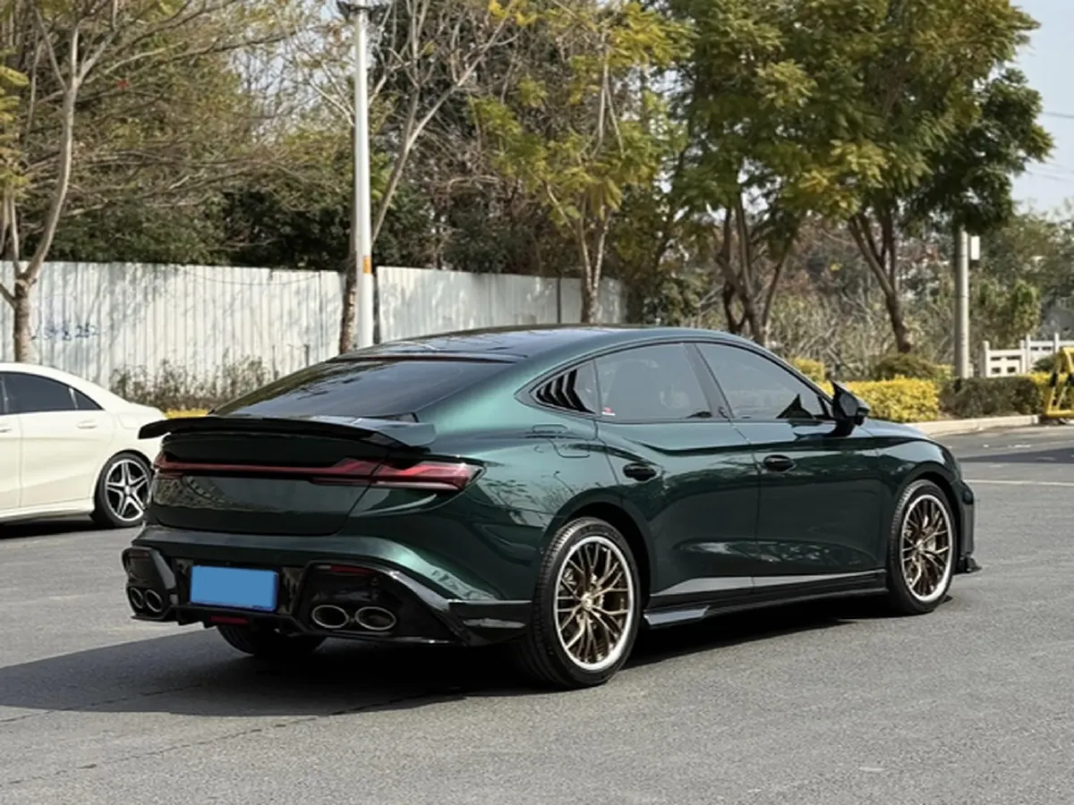 2023 MG 7 2.0T 261HP L4 9AT,autocango,china used car exporter,china ev exporter,chinese used car exporter,chinese used ev exporter