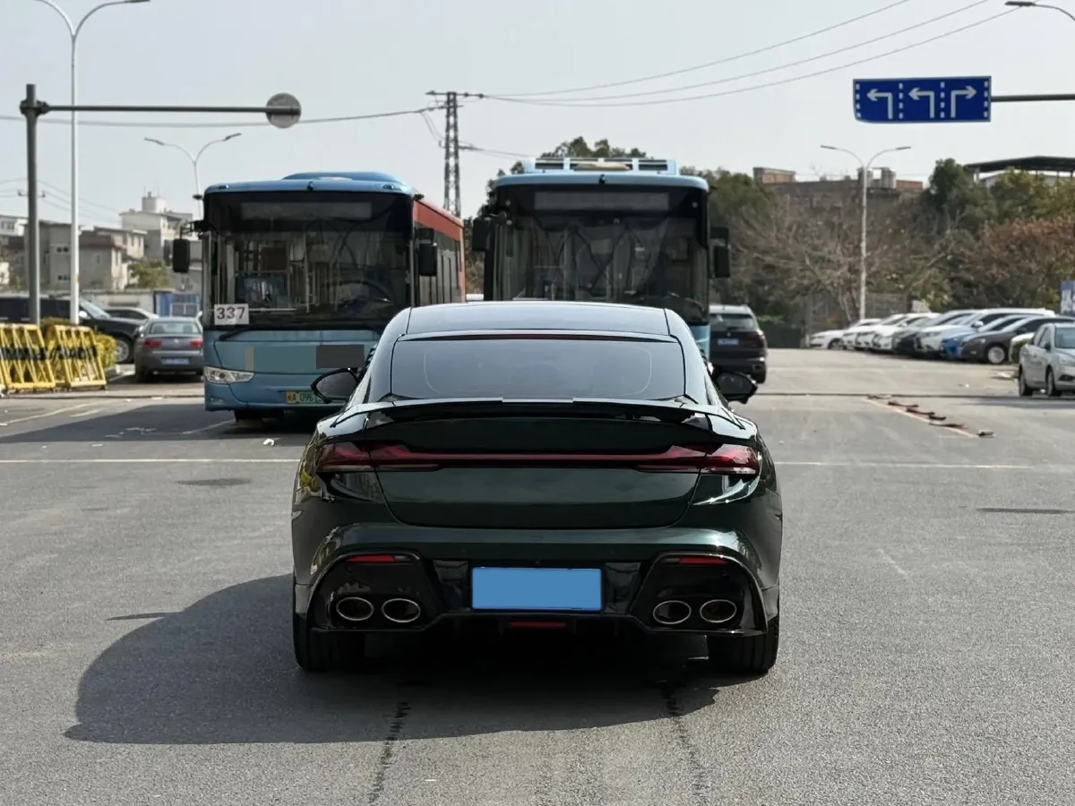 2023 MG 7 2.0T 261HP L4 9AT,autocango,china used car exporter,china ev exporter,chinese used car exporter,chinese used ev exporter