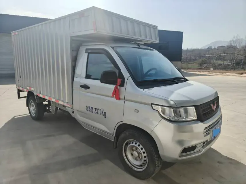 2019 WuLing RongGuang New Truck 1.5L 107HP L4 5MT,autocango,china used car exporter,china ev exporter,chinese used car exporter,chinese used ev exporter