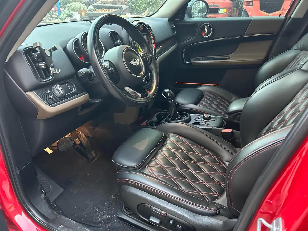 2017 MINI COUNTRYMAN 1.5T 136HP L3 8AT,autocango,china used car exporter,china ev exporter,chinese used car exporter,chinese used ev exporter