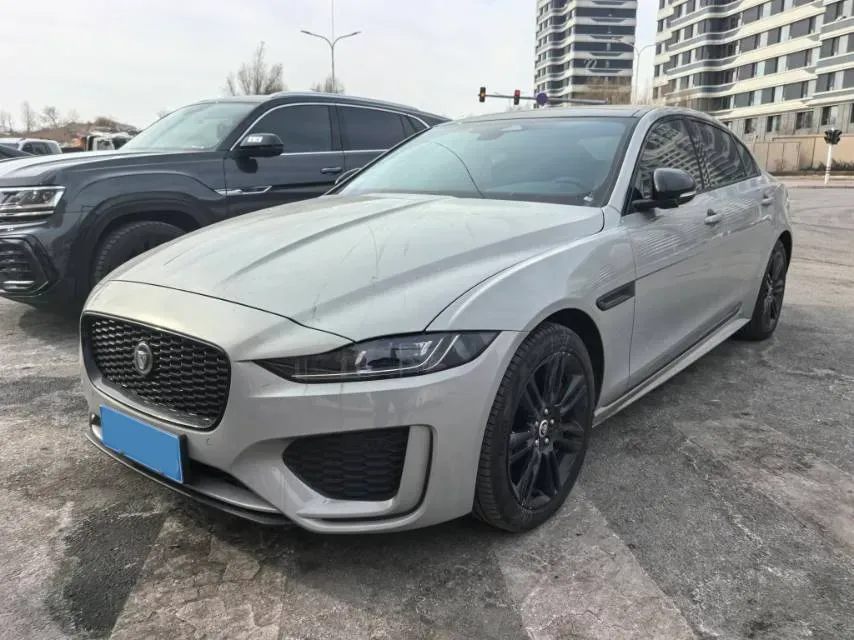 2025 Jaguar XEL 2.0T 250HP L4 8AT,autocango,china used car exporter,china ev exporter,chinese used car exporter,chinese used ev exporter