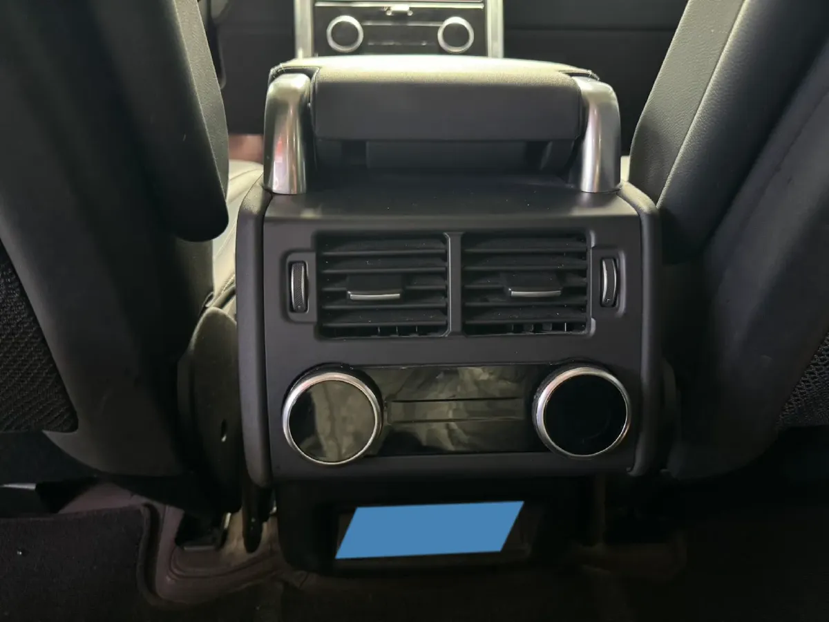 2023 Land Rover Discovery 3.0T 360HP L6 8AT,autocango,china used car exporter,china ev exporter,chinese used car exporter,chinese used ev exporter