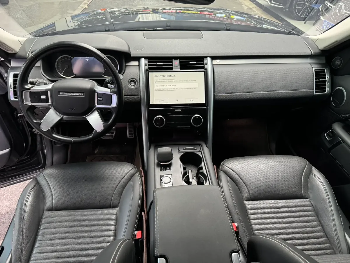 2023 Land Rover Discovery 3.0T 360HP L6 8AT,autocango,china used car exporter,china ev exporter,chinese used car exporter,chinese used ev exporter