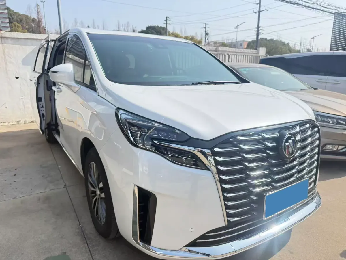 2023 Buick GL8 2.0T 237HP L4 9AT,autocango,china used car exporter,china ev exporter,chinese used car exporter,chinese used ev exporter
