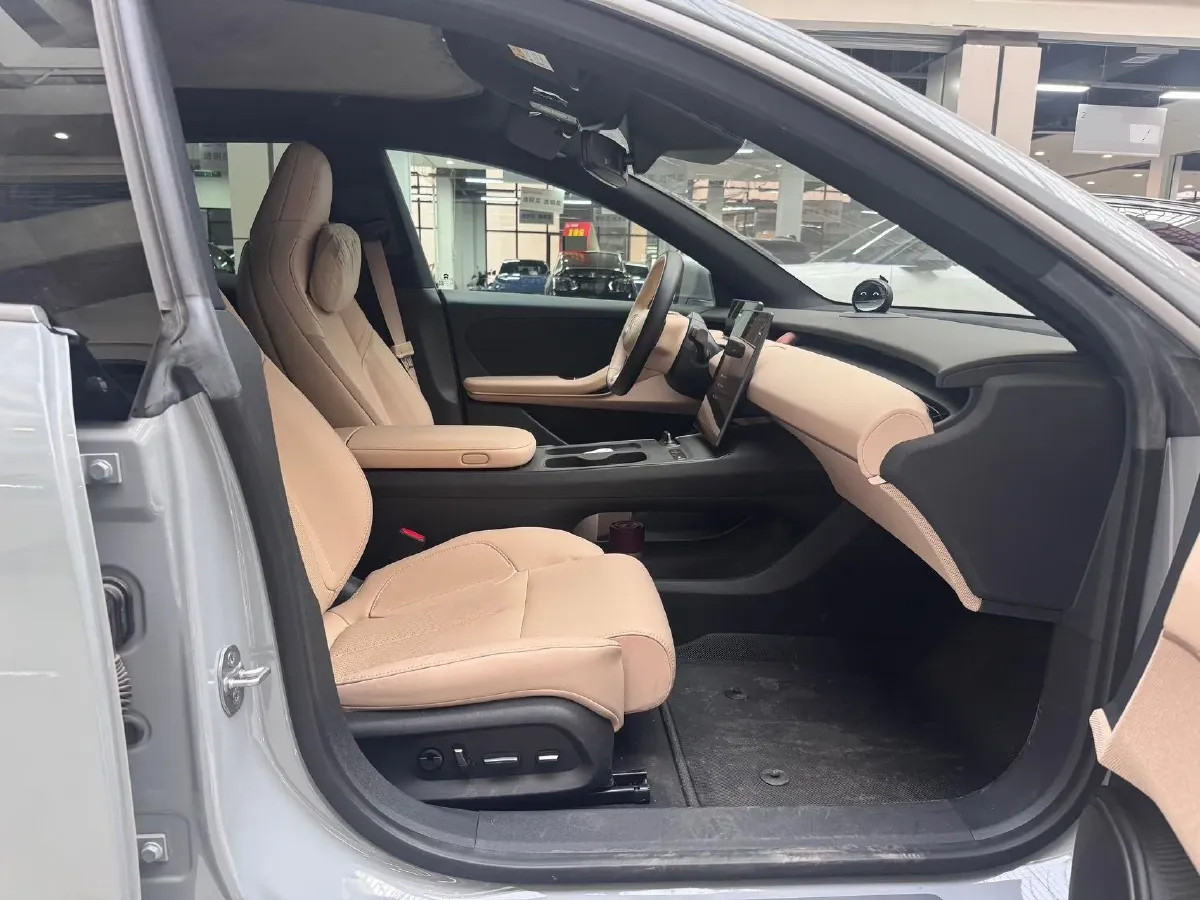 2022 JunTian HeiWuShi Youth 2.0T 203HP L4 6AT,autocango,china used car exporter,china ev exporter,chinese used car exporter,chinese used ev exporter