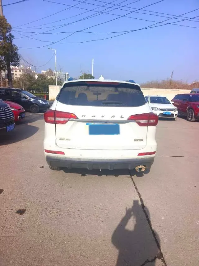 2018 Haval M6 1.5T 150HP L4 7DCT,autocango,china used car exporter,china ev exporter,chinese used car exporter,chinese used ev exporter