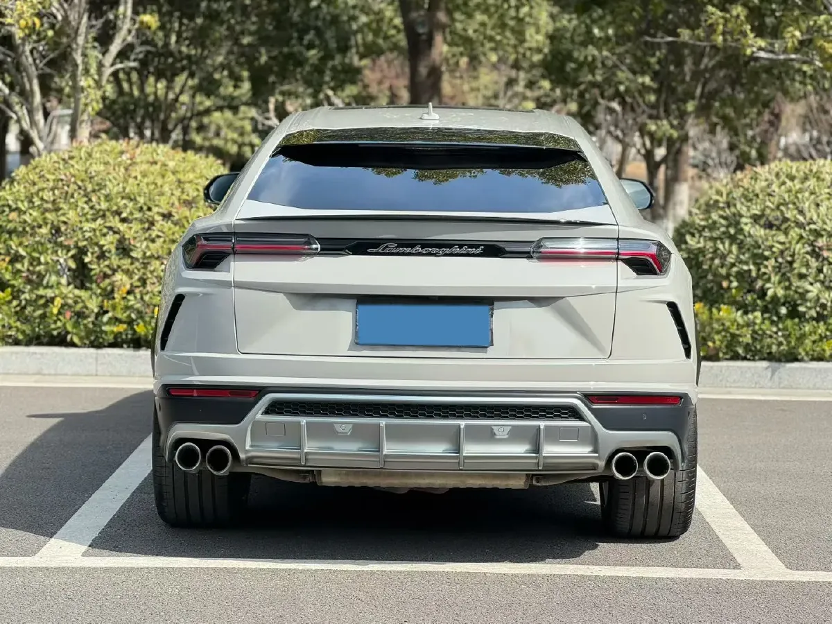 2021 Lamborghini Urus 4.0T 641HP V8 8AT,autocango,china used car exporter,china ev exporter,chinese used car exporter,chinese used ev exporter