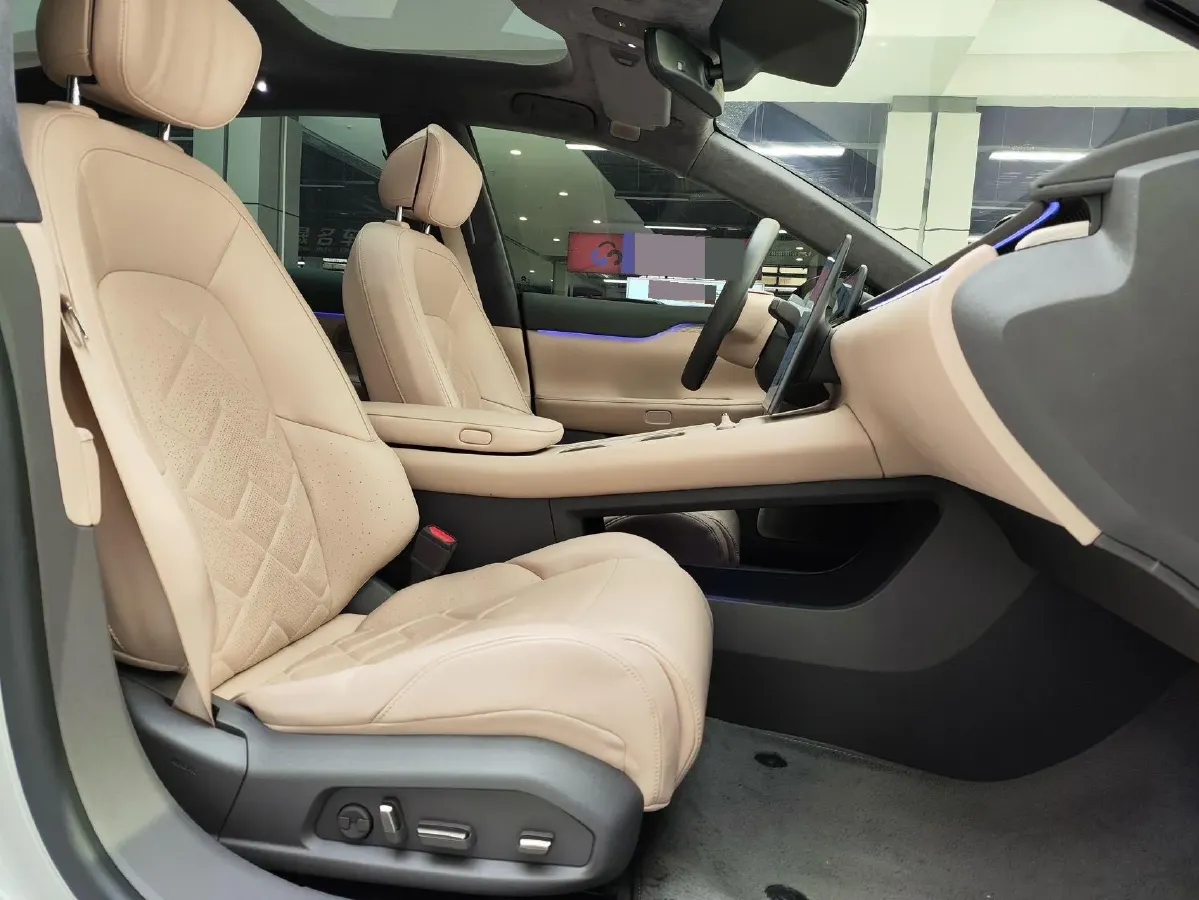 2021 Volkswagen ID.6 Crozz BEV 84.8KWH,autocango,china used car exporter,china ev exporter,chinese used car exporter,chinese used ev exporter