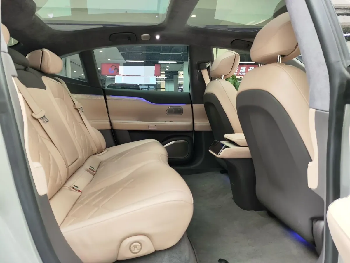 2021 Volkswagen ID.6 Crozz BEV 84.8KWH,autocango,china used car exporter,china ev exporter,chinese used car exporter,chinese used ev exporter