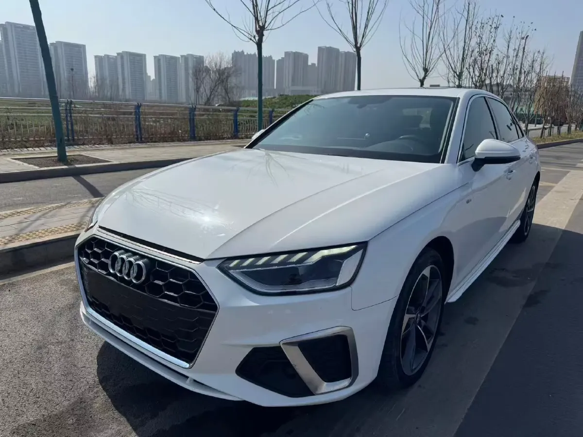 2020 Audi A4L 2.0T 190HP L4 7DCT,autocango,china used car exporter,china ev exporter,chinese used car exporter,chinese used ev exporter