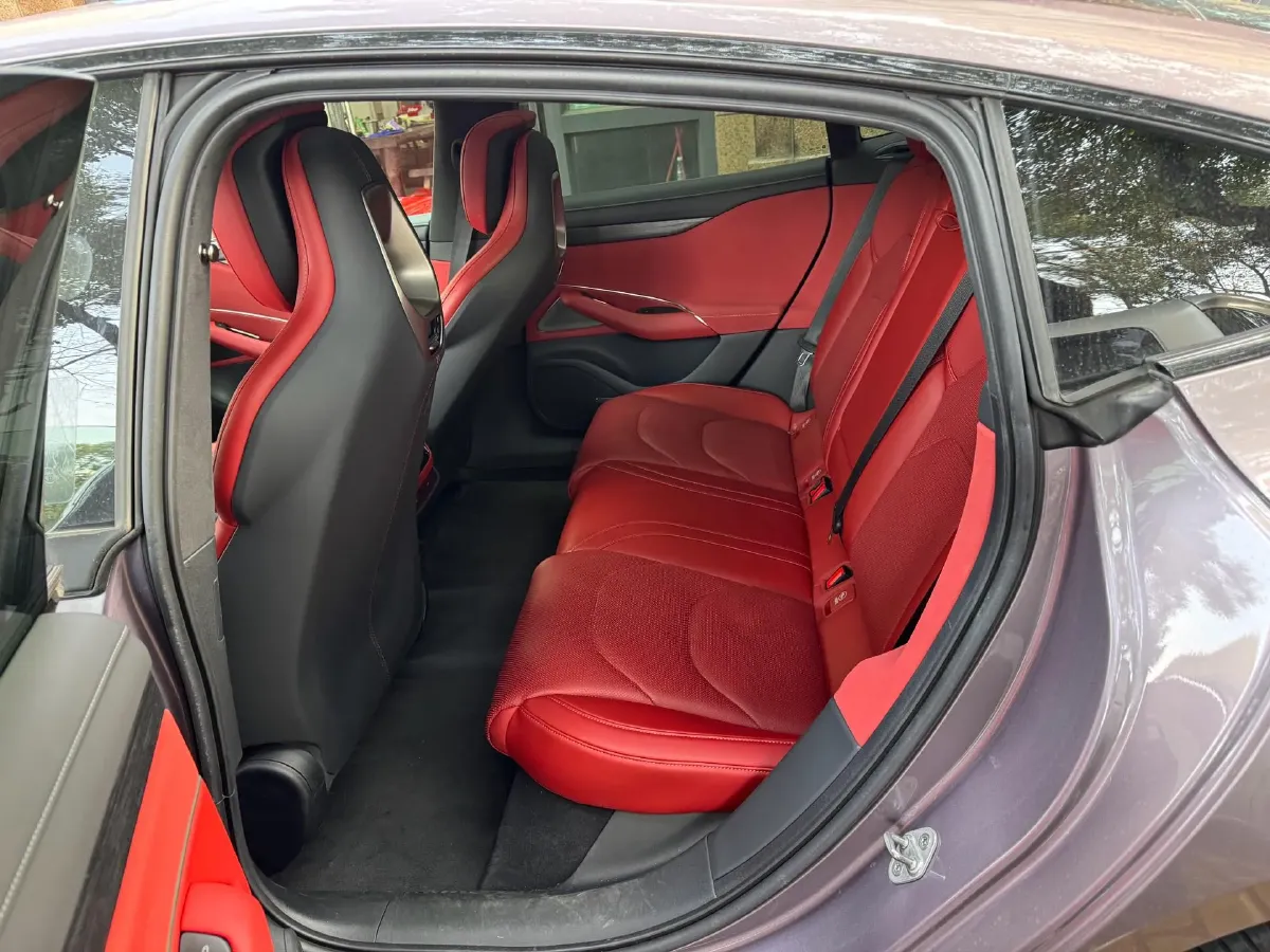 2024 MI SU7 BEV 101KWH,autocango,china used car exporter,china ev exporter,chinese used car exporter,chinese used ev exporter