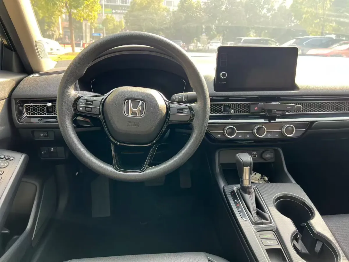 2023 Honda Civic 1.5T 182HP L4 CVT,autocango,china used car exporter,china ev exporter,chinese used car exporter,chinese used ev exporter