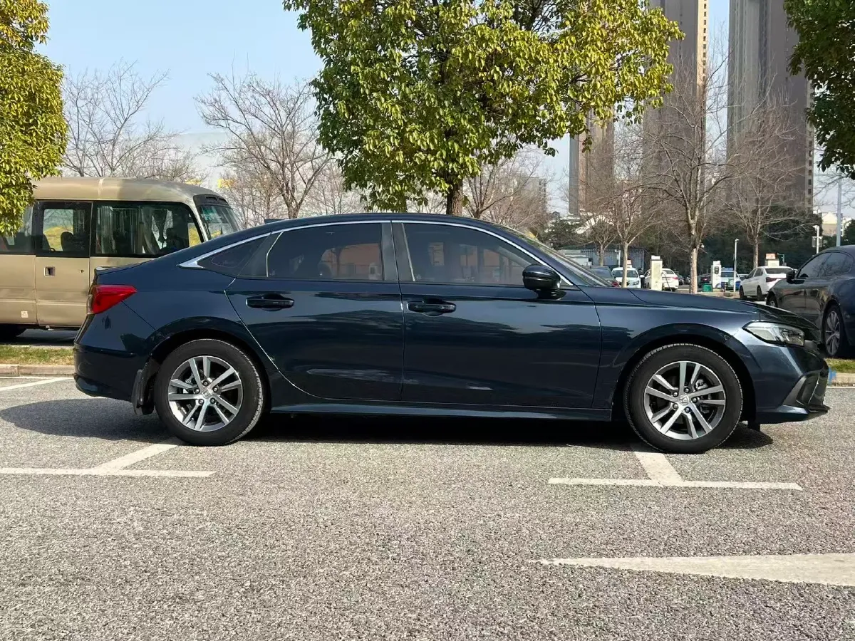 2023 Honda Civic 1.5T 182HP L4 CVT,autocango,china used car exporter,china ev exporter,chinese used car exporter,chinese used ev exporter