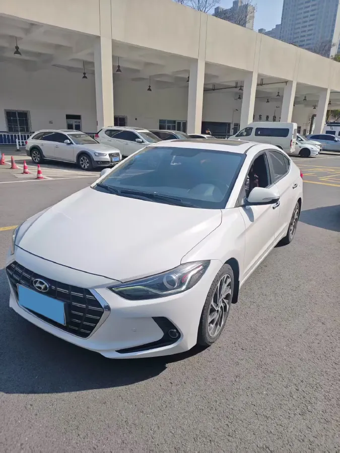 2019 Hyundai Elantra 1.4T 130HP L4 7DCT,autocango,china used car exporter,china ev exporter,chinese used car exporter,chinese used ev exporter