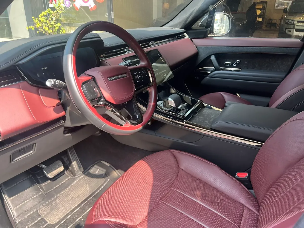 2024 Land Rover Range Rover Sport 3.0T 400HP L6 8AT,autocango,china used car exporter,china ev exporter,chinese used car exporter,chinese used ev exporter