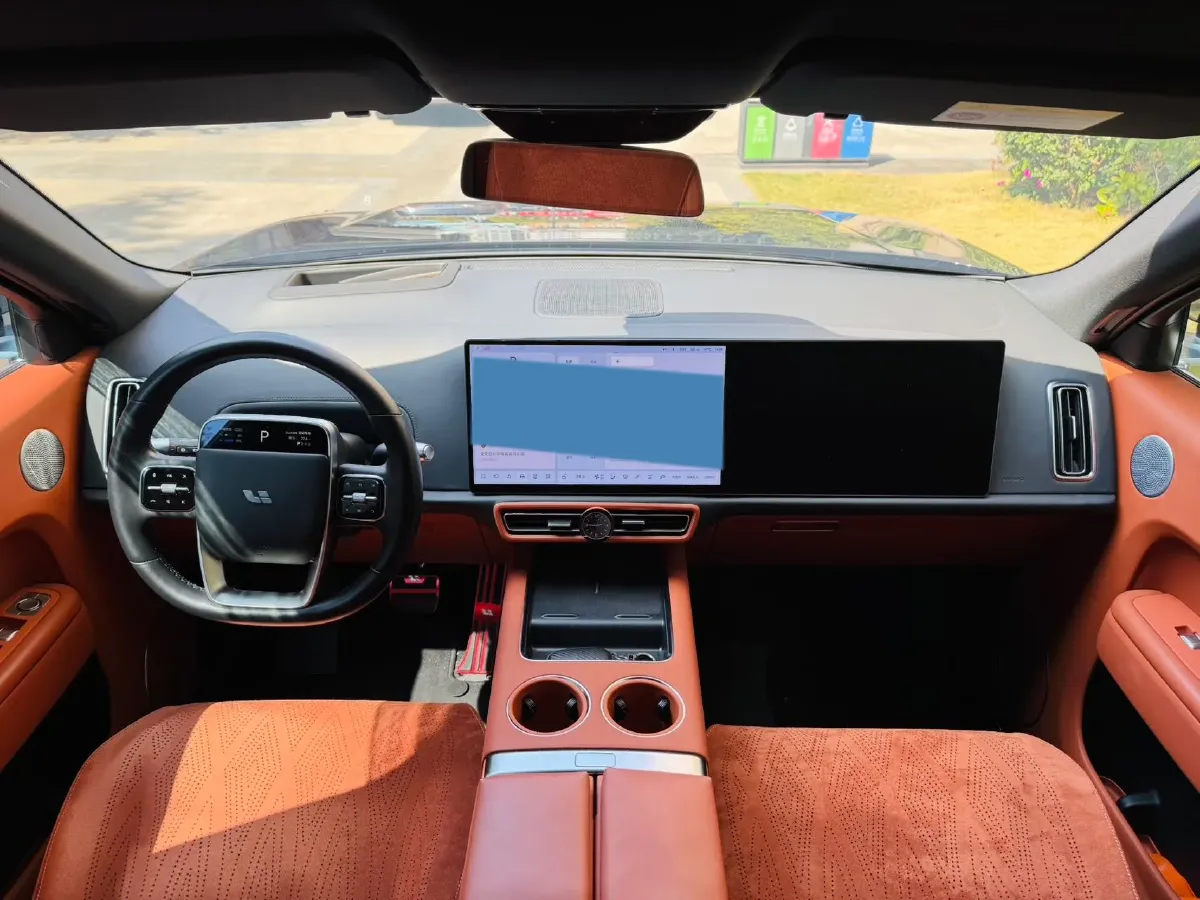 2022 Li L9 Range Extended 154HP REEV 42.6KWH,autocango,china used car exporter,china ev exporter,chinese used car exporter,chinese used ev exporter