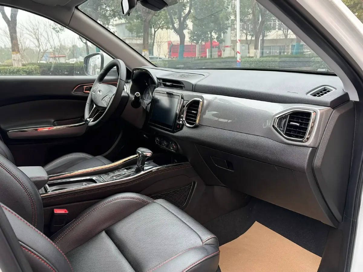 2017 Chery Tiggo 5x 1.5T 147HP L4 6DCT,autocango,china used car exporter,china ev exporter,chinese used car exporter,chinese used ev exporter
