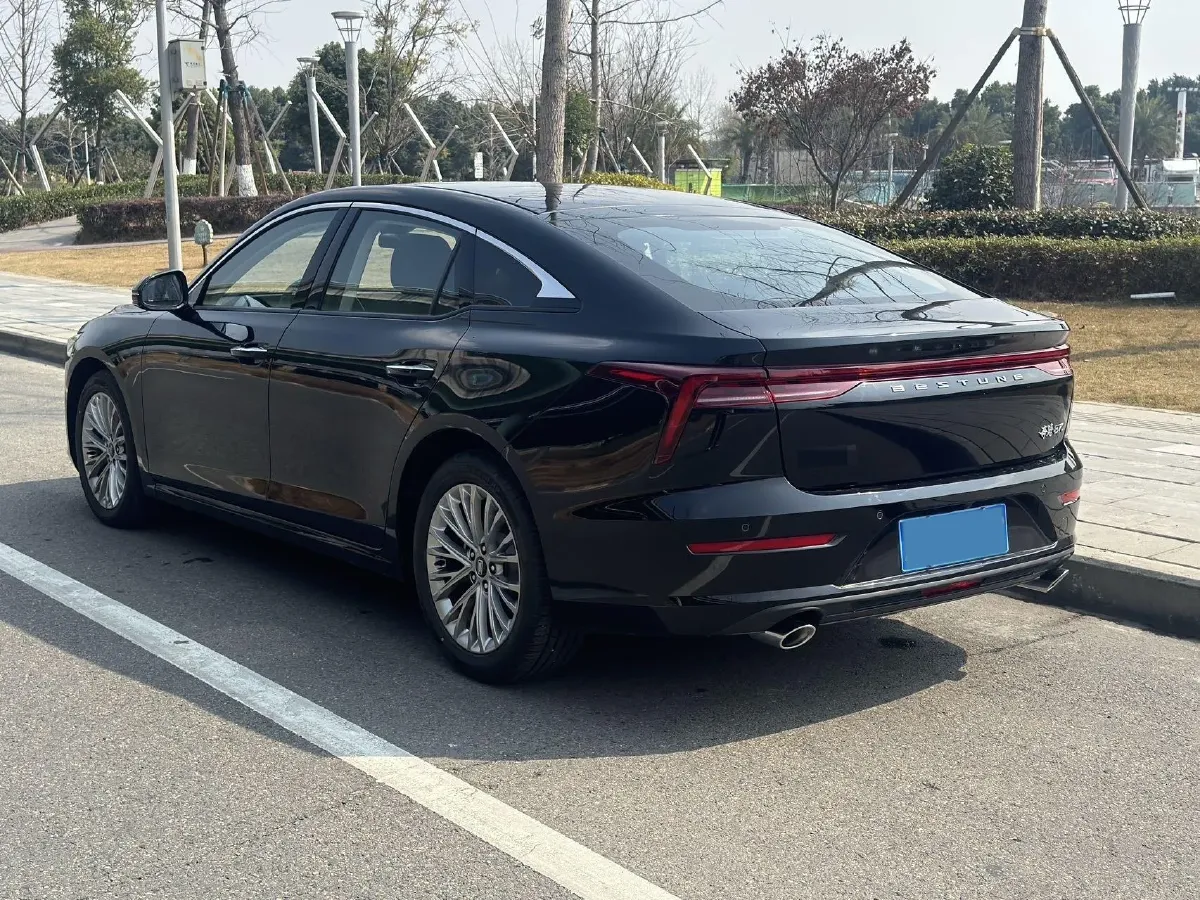 2023 Bestune B70 1.5T 169HP L4 7DCT,autocango,china used car exporter,china ev exporter,chinese used car exporter,chinese used ev exporter