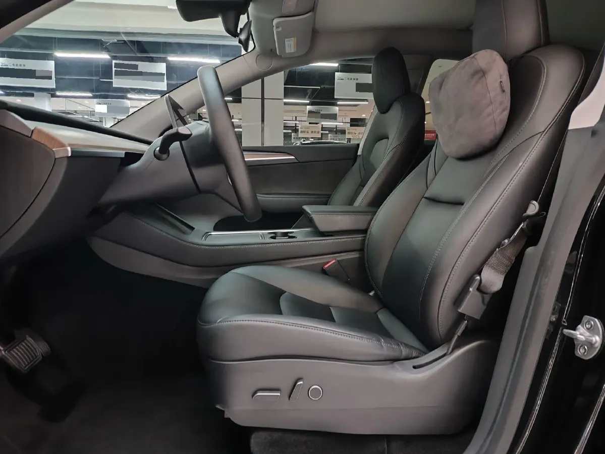 2022 Tesla Model Y BEV 60KWH,autocango,china used car exporter,china ev exporter,chinese used car exporter,chinese used ev exporter