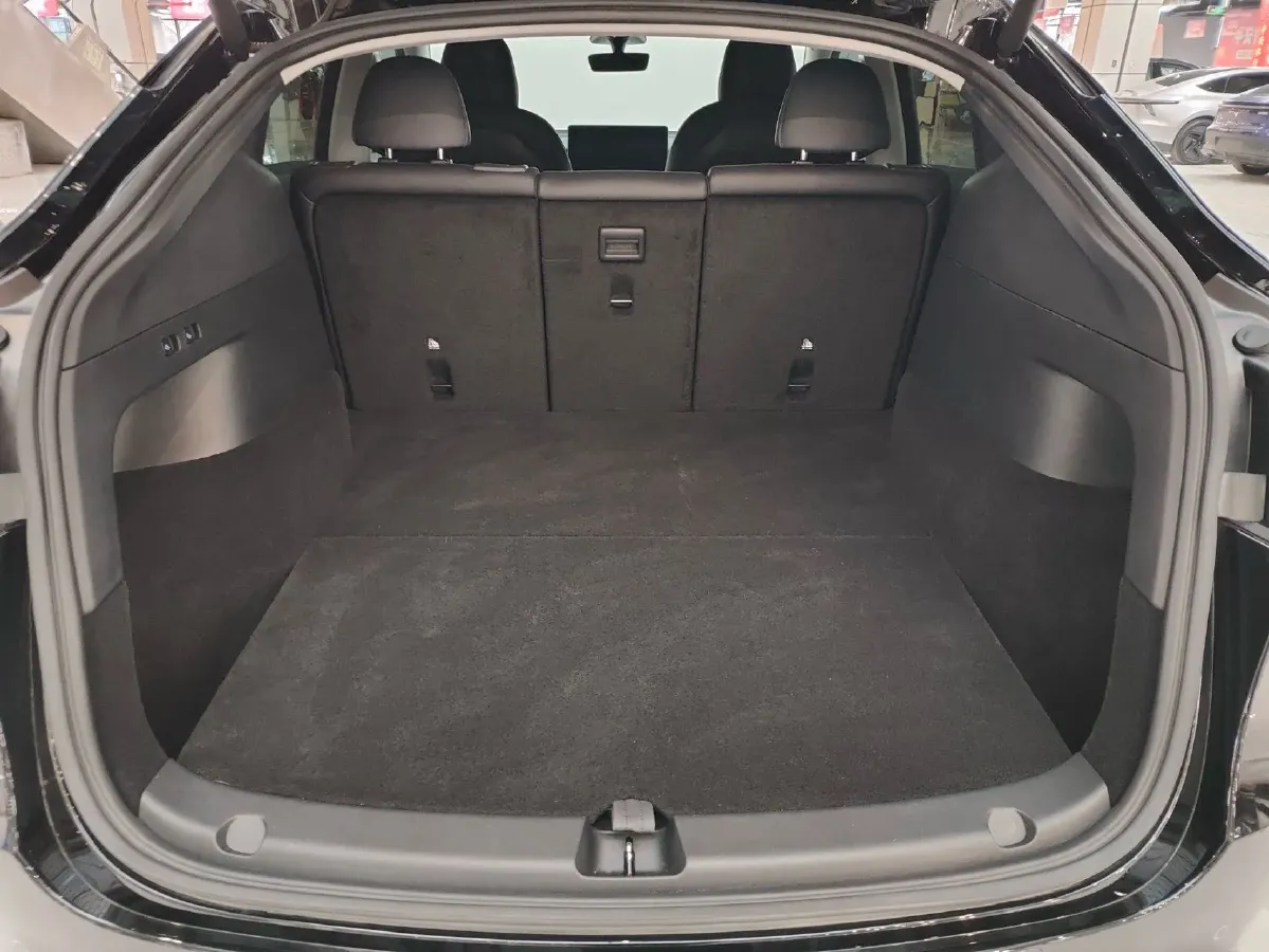 2022 Tesla Model Y BEV 60KWH,autocango,china used car exporter,china ev exporter,chinese used car exporter,chinese used ev exporter