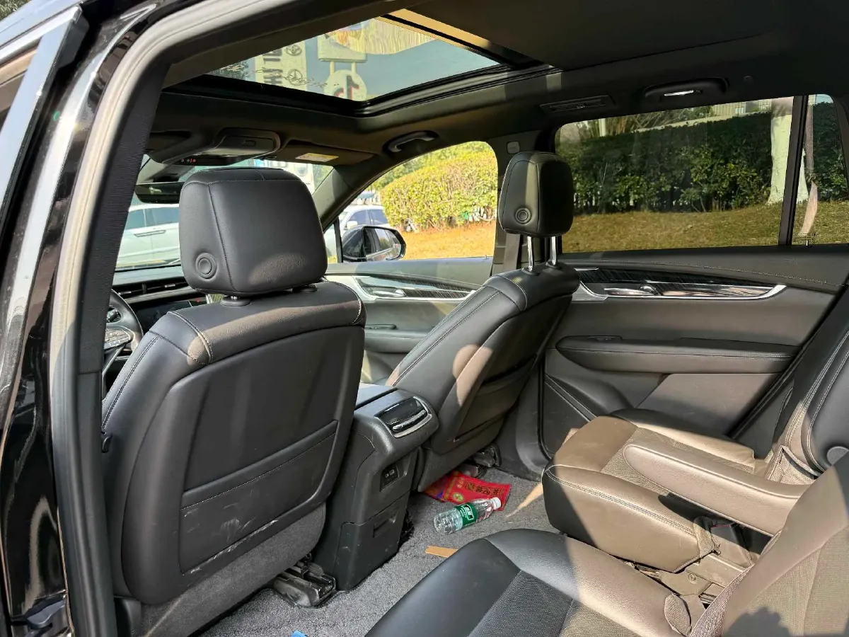 2022 Cadillac XT6 2.0T 237HP L4 9AT,autocango,china used car exporter,china ev exporter,chinese used car exporter,chinese used ev exporter