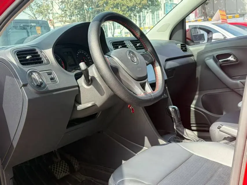 2016 Volkswagen Polo 1.4L 90HP L4 6AT,autocango,china used car exporter,china ev exporter,chinese used car exporter,chinese used ev exporter