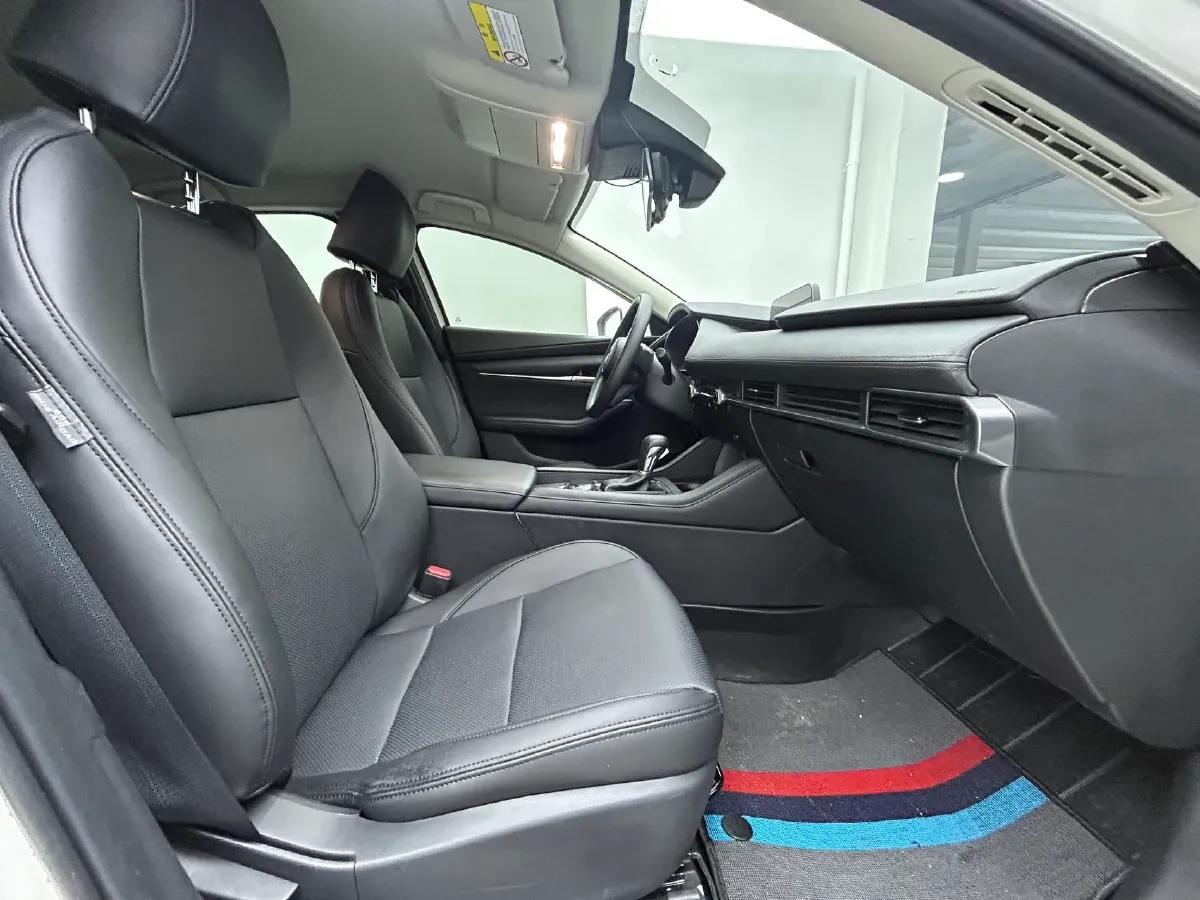 2021 Mazda 3 Axela 1.5L 117HP L4 6AT,autocango,china used car exporter,china ev exporter,chinese used car exporter,chinese used ev exporter