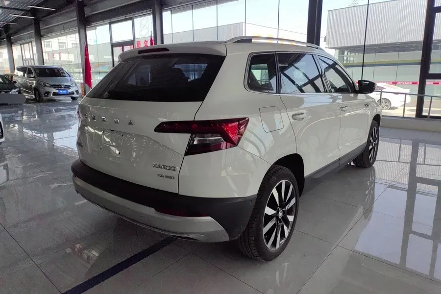 2019 Skoda Karoq 1.4T 150HP L4 7DCT,autocango,china used car exporter,china ev exporter,chinese used car exporter,chinese used ev exporter