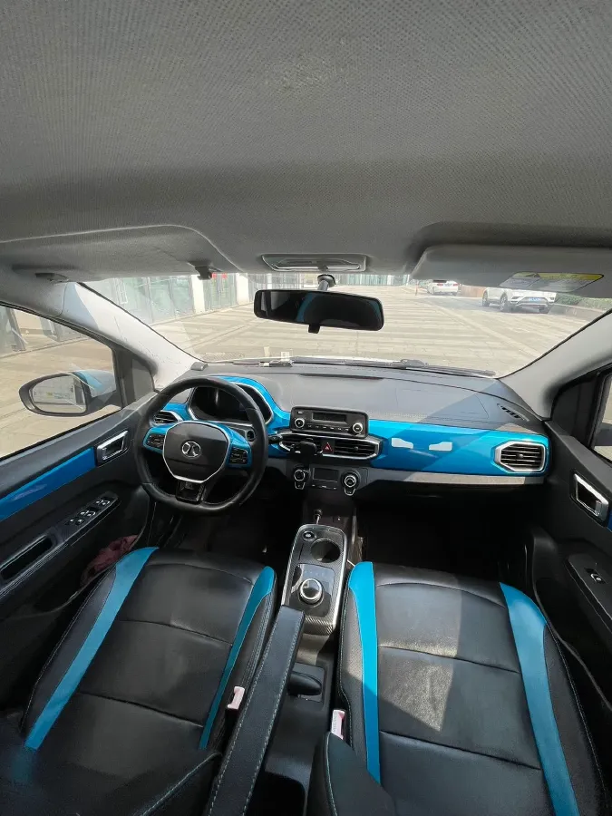 2018 Landwind XiaoYao 1.5T 163HP L4 CVT,autocango,china used car exporter,china ev exporter,chinese used car exporter,chinese used ev exporter