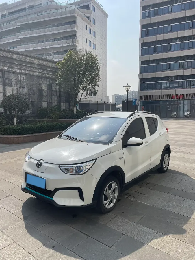 2018 Landwind XiaoYao 1.5T 163HP L4 CVT,autocango,china used car exporter,china ev exporter,chinese used car exporter,chinese used ev exporter