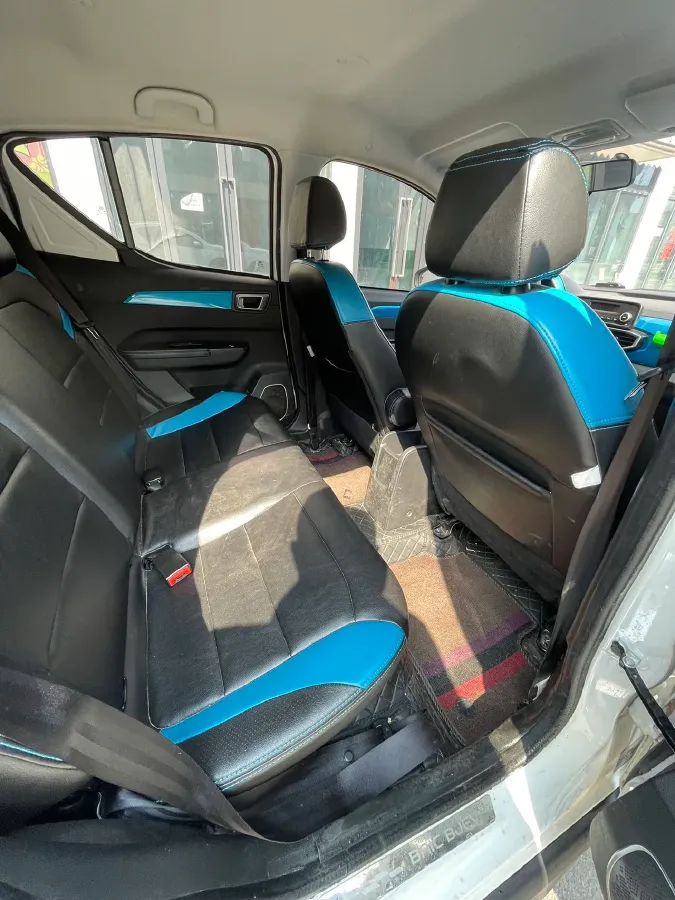 2018 Landwind XiaoYao 1.5T 163HP L4 CVT,autocango,china used car exporter,china ev exporter,chinese used car exporter,chinese used ev exporter