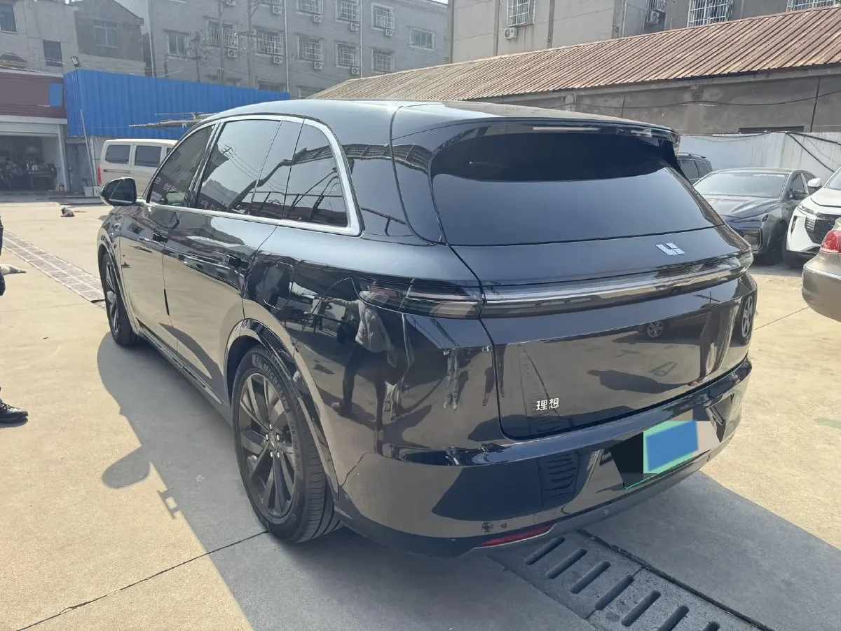 2023 Li L7 Range Extended 154HP REEV 40.9KWH,autocango,china used car exporter,china ev exporter,chinese used car exporter,chinese used ev exporter