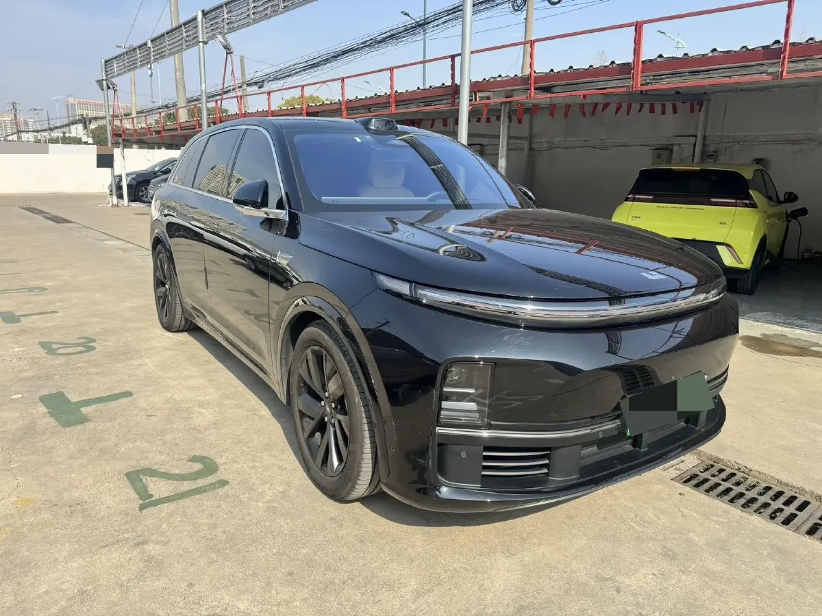 2023 Li L7 Range Extended 154HP REEV 40.9KWH,autocango,china used car exporter,china ev exporter,chinese used car exporter,chinese used ev exporter