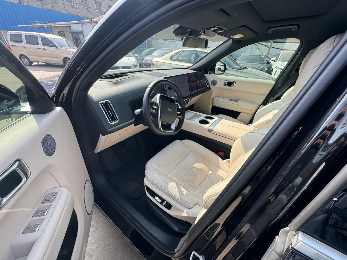 2023 Li L7 Range Extended 154HP REEV 40.9KWH,autocango,china used car exporter,china ev exporter,chinese used car exporter,chinese used ev exporter