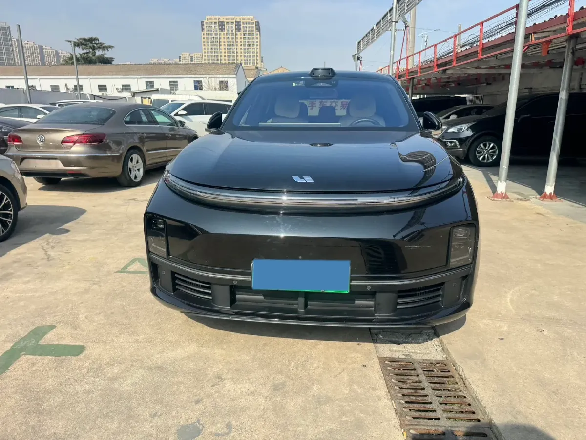 2023 Li L7 Range Extended 154HP REEV 40.9KWH,autocango,china used car exporter,china ev exporter,chinese used car exporter,chinese used ev exporter