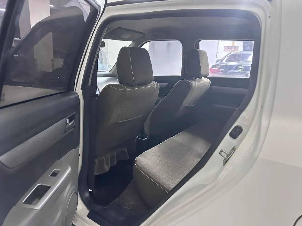 2016 JinBei ZhiShang S35 1.5L 102HP L4 5MT,autocango,china used car exporter,china ev exporter,chinese used car exporter,chinese used ev exporter