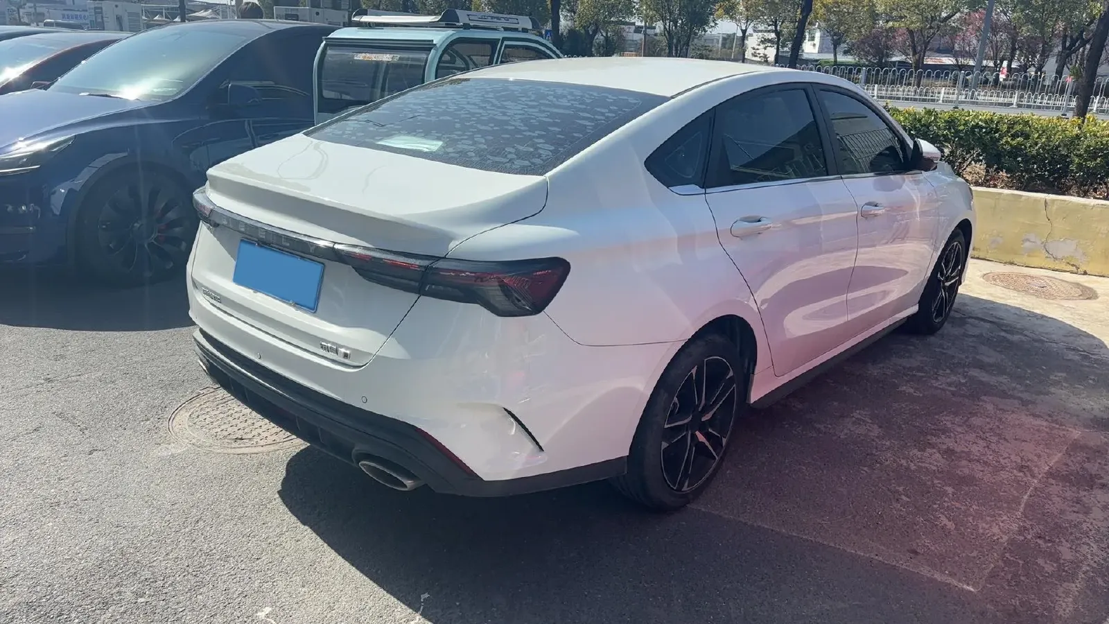 2022 Geely Binray 1.5T 181HP L4 7DCT,autocango,china used car exporter,china ev exporter,chinese used car exporter,chinese used ev exporter