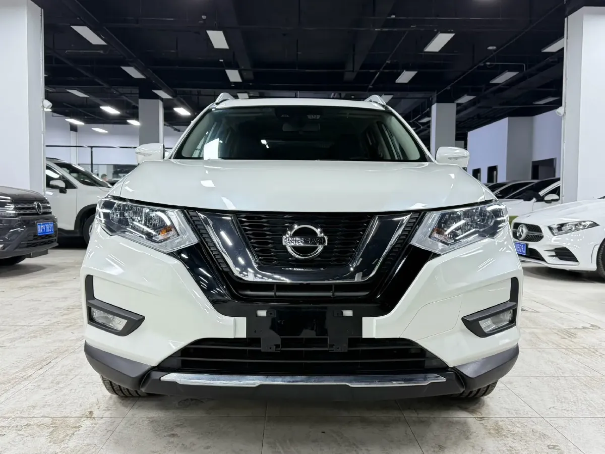 2022 Nissan X-Trail 2.0L 151HP L4 CVT,autocango,china used car exporter,china ev exporter,chinese used car exporter,chinese used ev exporter