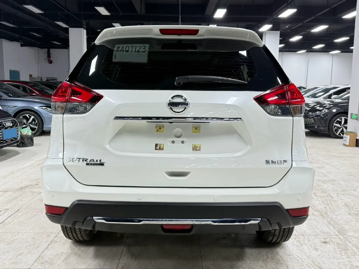 2022 Nissan X-Trail 2.0L 151HP L4 CVT,autocango,china used car exporter,china ev exporter,chinese used car exporter,chinese used ev exporter