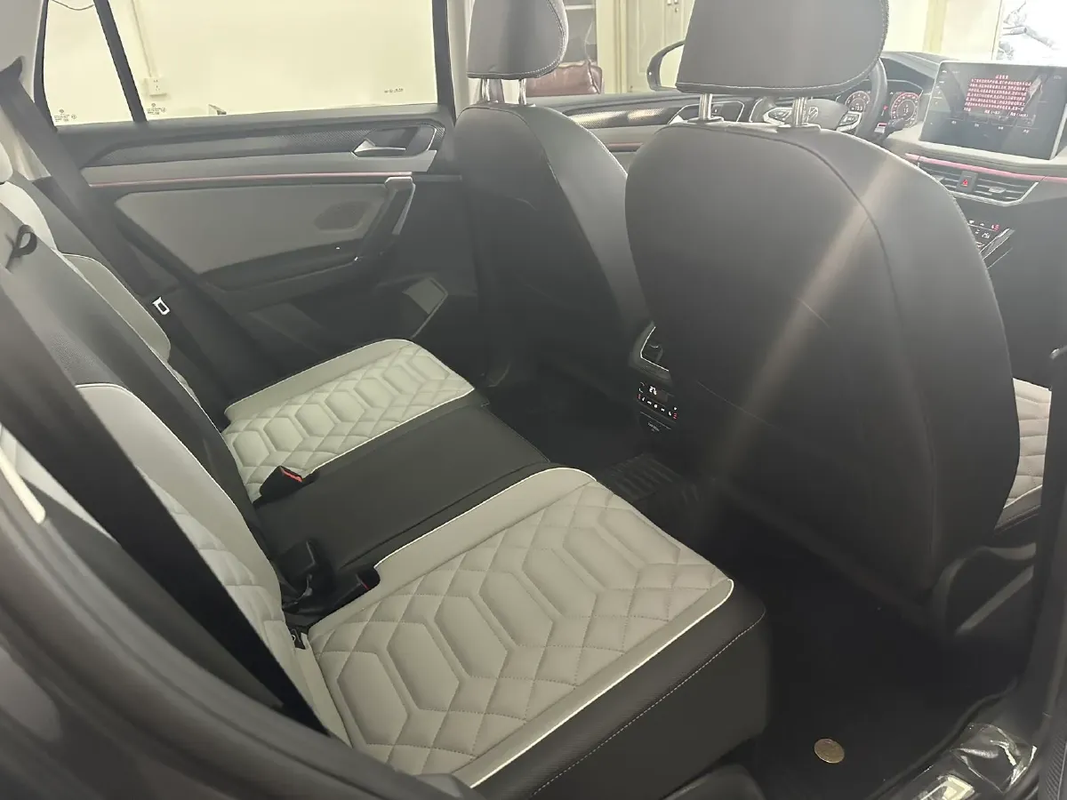 2023 Volkswagen Tayron 1.4T 150HP L4 7DCT,autocango,china used car exporter,china ev exporter,chinese used car exporter,chinese used ev exporter