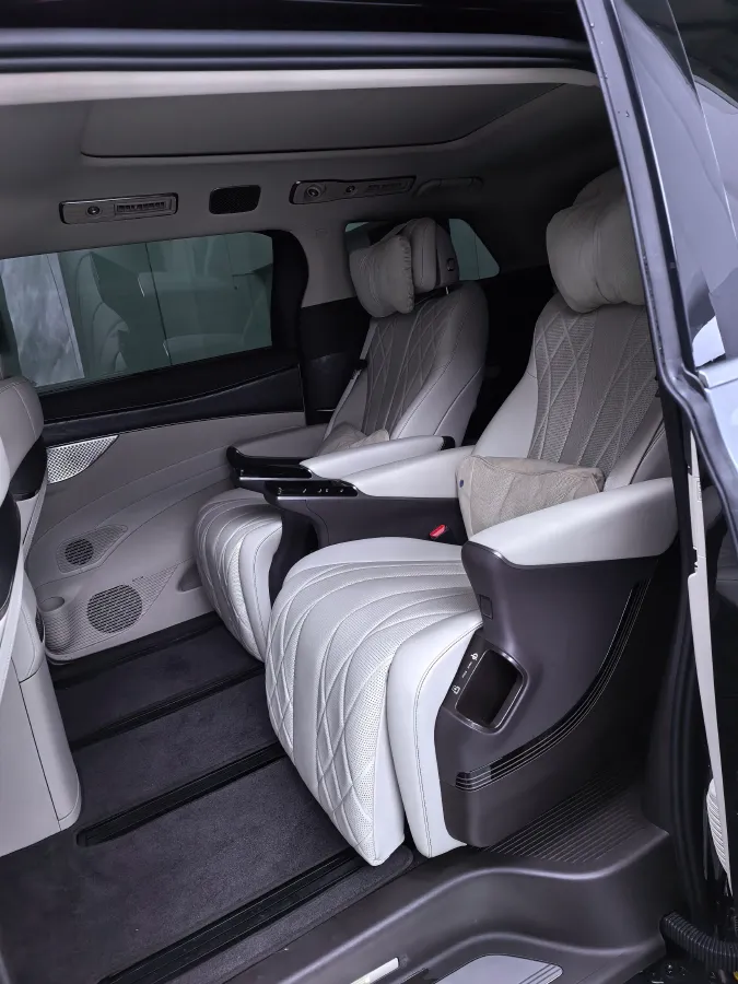 2025 Denza D9 1.5T 139HP L4 E-CVT PHEV,autocango,china used car exporter,china ev exporter,chinese used car exporter,chinese used ev exporter