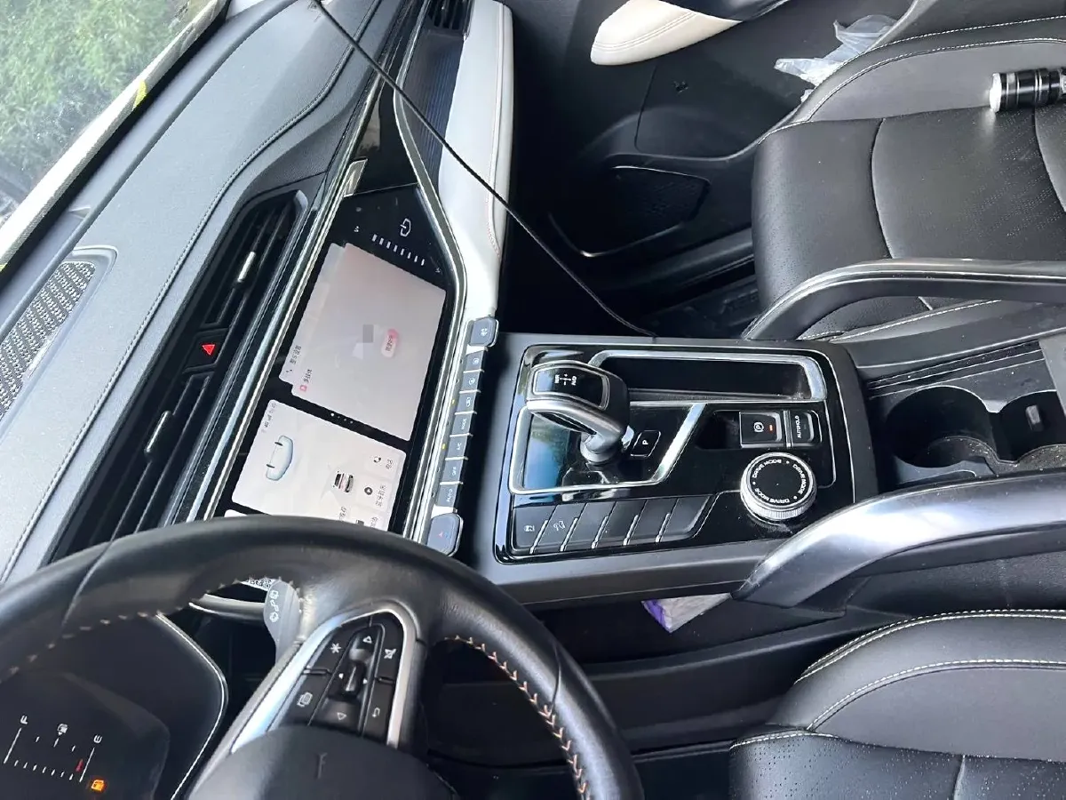 2022 Geely Azkarra 1.8T 184HP L4 7DCT,autocango,china used car exporter,china ev exporter,chinese used car exporter,chinese used ev exporter