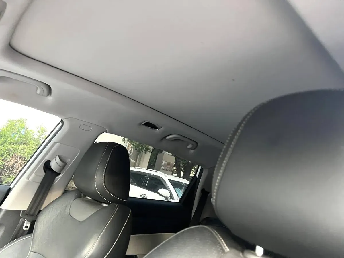 2022 Geely Azkarra 1.8T 184HP L4 7DCT,autocango,china used car exporter,china ev exporter,chinese used car exporter,chinese used ev exporter