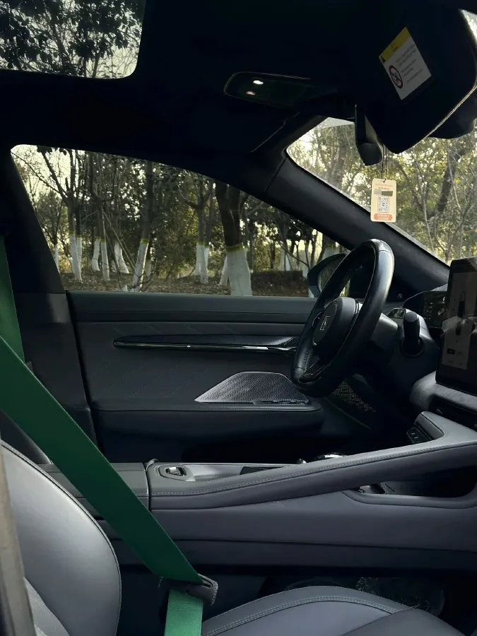 2022 Zeekr 001 BEV 100KWH,autocango,china used car exporter,china ev exporter,chinese used car exporter,chinese used ev exporter