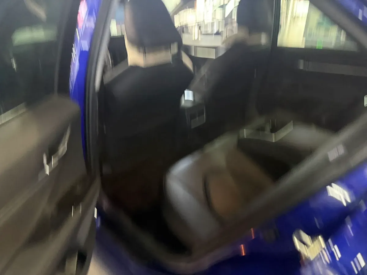 2023 Toyota Camry 2.5L 178HP L4 E-CVT Hybrid,autocango,china used car exporter,china ev exporter,chinese used car exporter,chinese used ev exporter