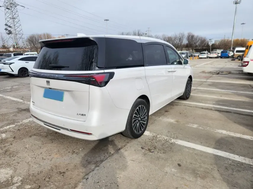 2025 Buick GL8 1.5T 180HP L4 2DHT PHEV,autocango,china used car exporter,china ev exporter,chinese used car exporter,chinese used ev exporter