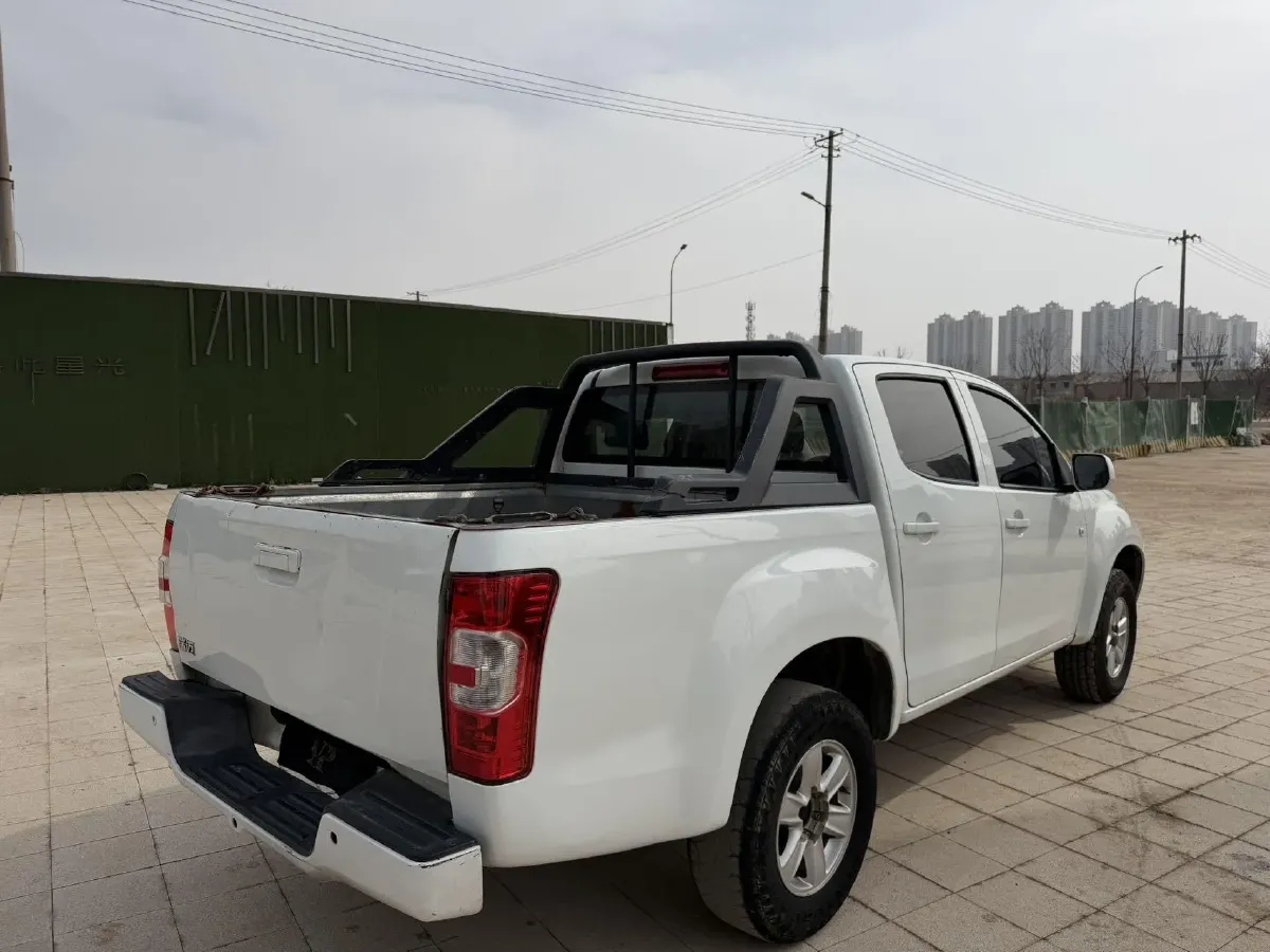 2018 Isuzu Jim 2.8T 116HP L4 5MT,autocango,china used car exporter,china ev exporter,chinese used car exporter,chinese used ev exporter